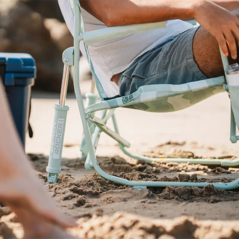Premium All-Weather Beach Rocker - Rocker Chair for Camping & Lawns Detail