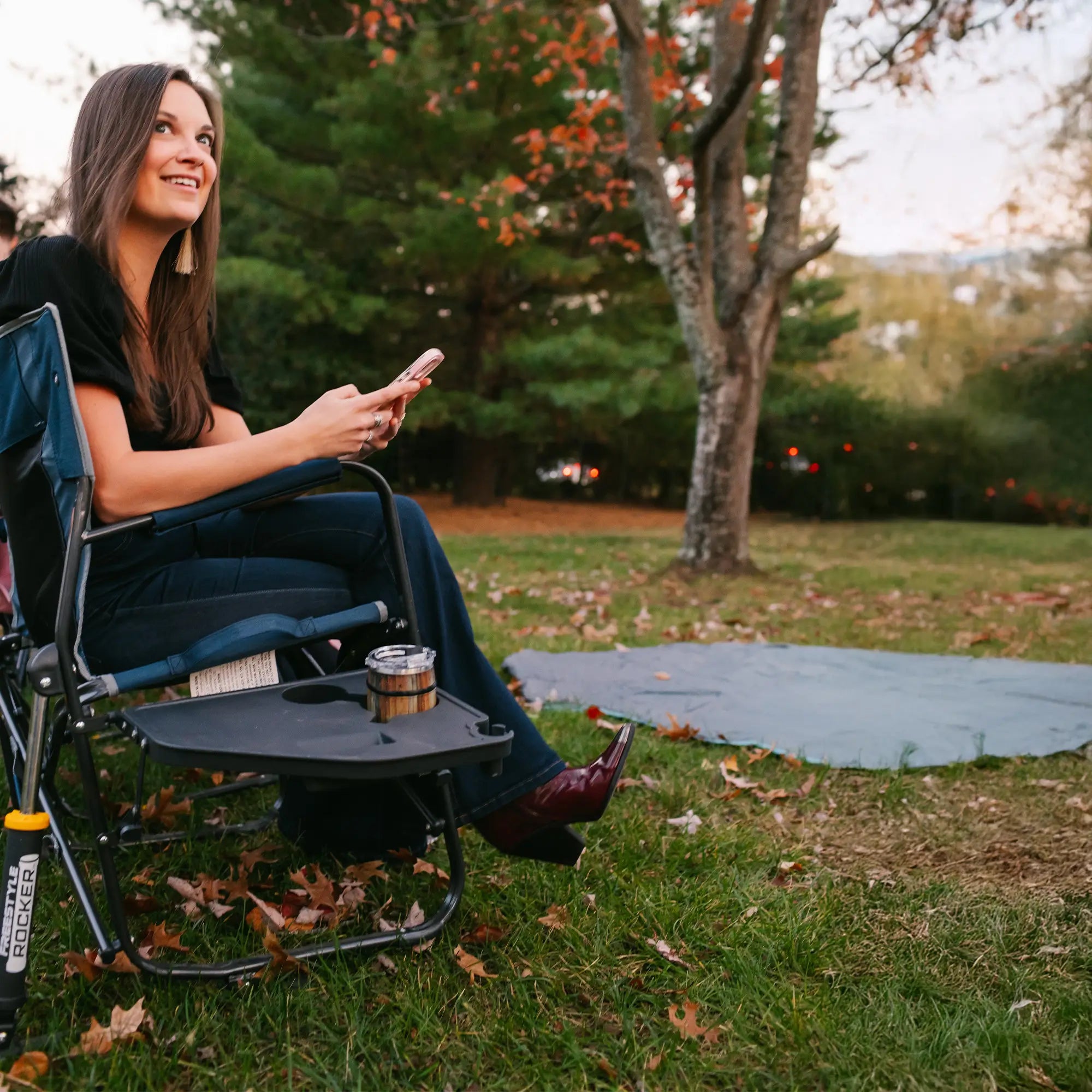 Ergonomic Portable Freestyle Rocker with Side Table - Folding Rocking Chair - Perfect for Tailgating Detail