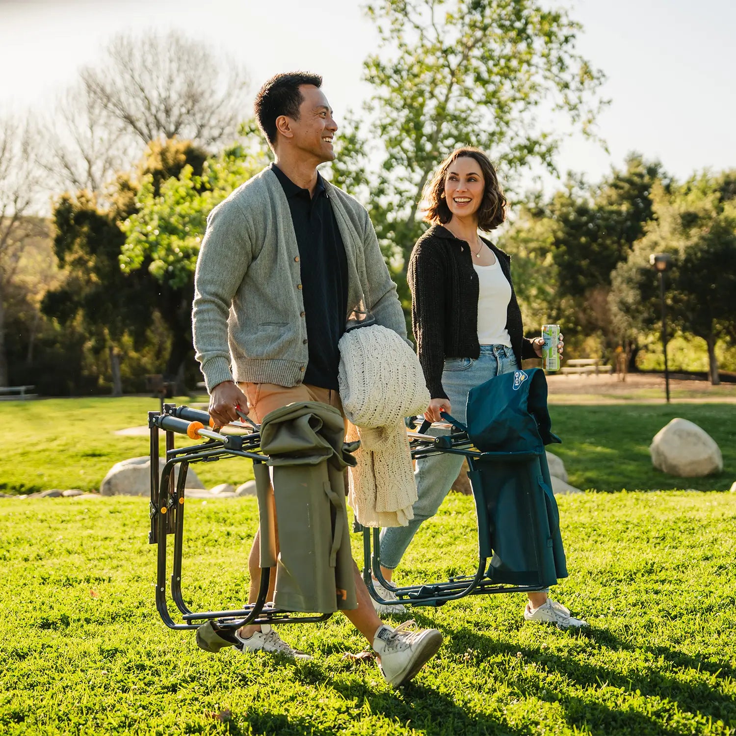 Heavy Duty Grab & Go Rocker - Rocker Chair for Camping & Lawns Detail