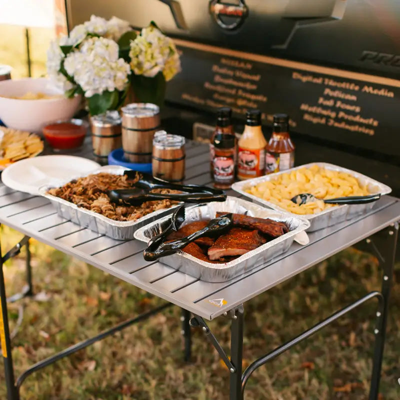 Multi-Functional Slim-Fold Table - Heavy Duty Aluminum Folding Picnic Table Detail