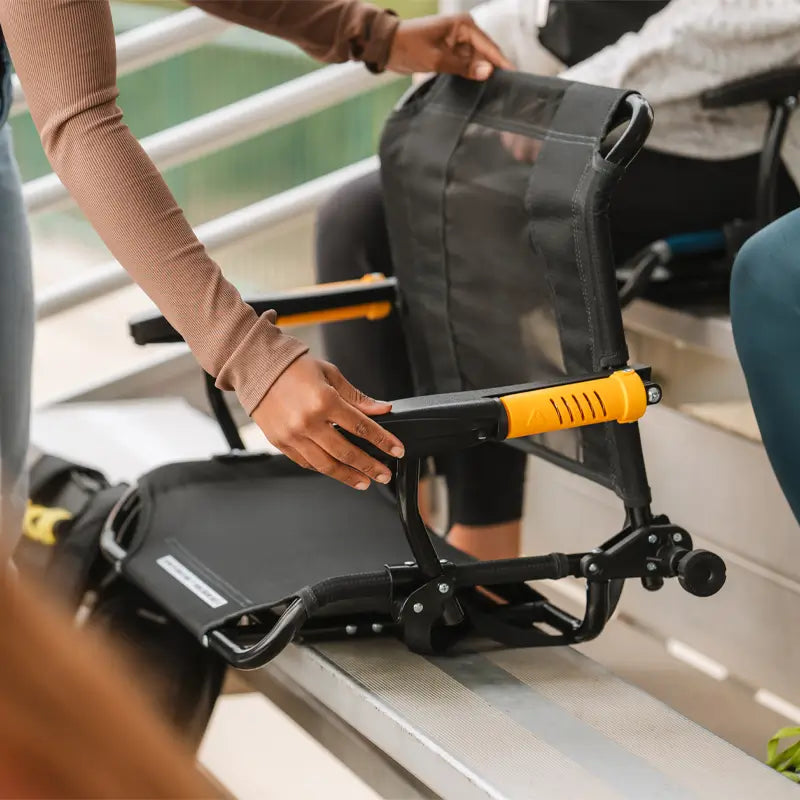 Ergonomic Portable Stadium Rock-Cliner - Camp Rocker Chair for Fishing & Beach Trips Detail