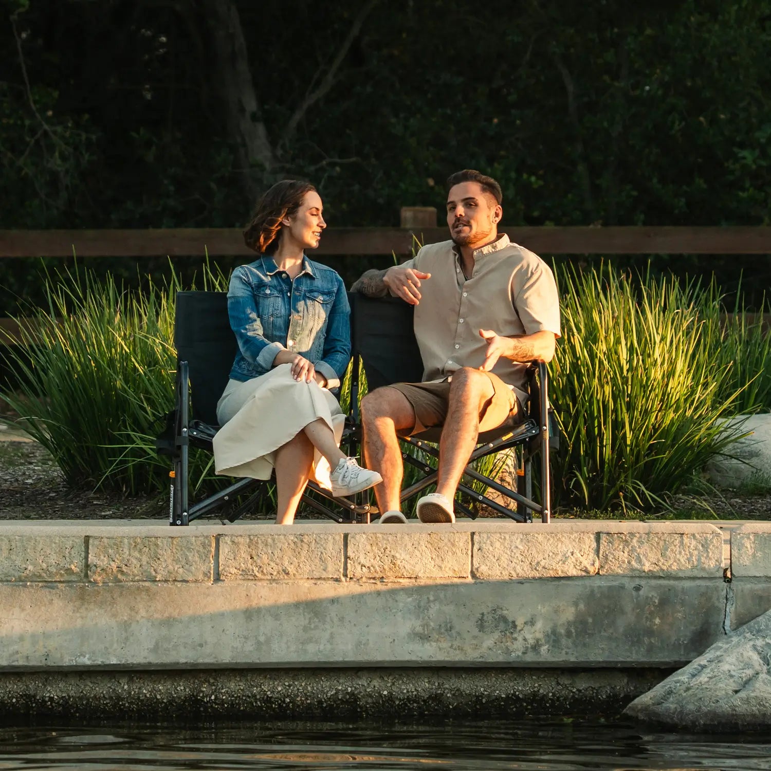 Heavy Duty Tandem Rocker - Folding Rocking Chair - Perfect for Tailgating Detail