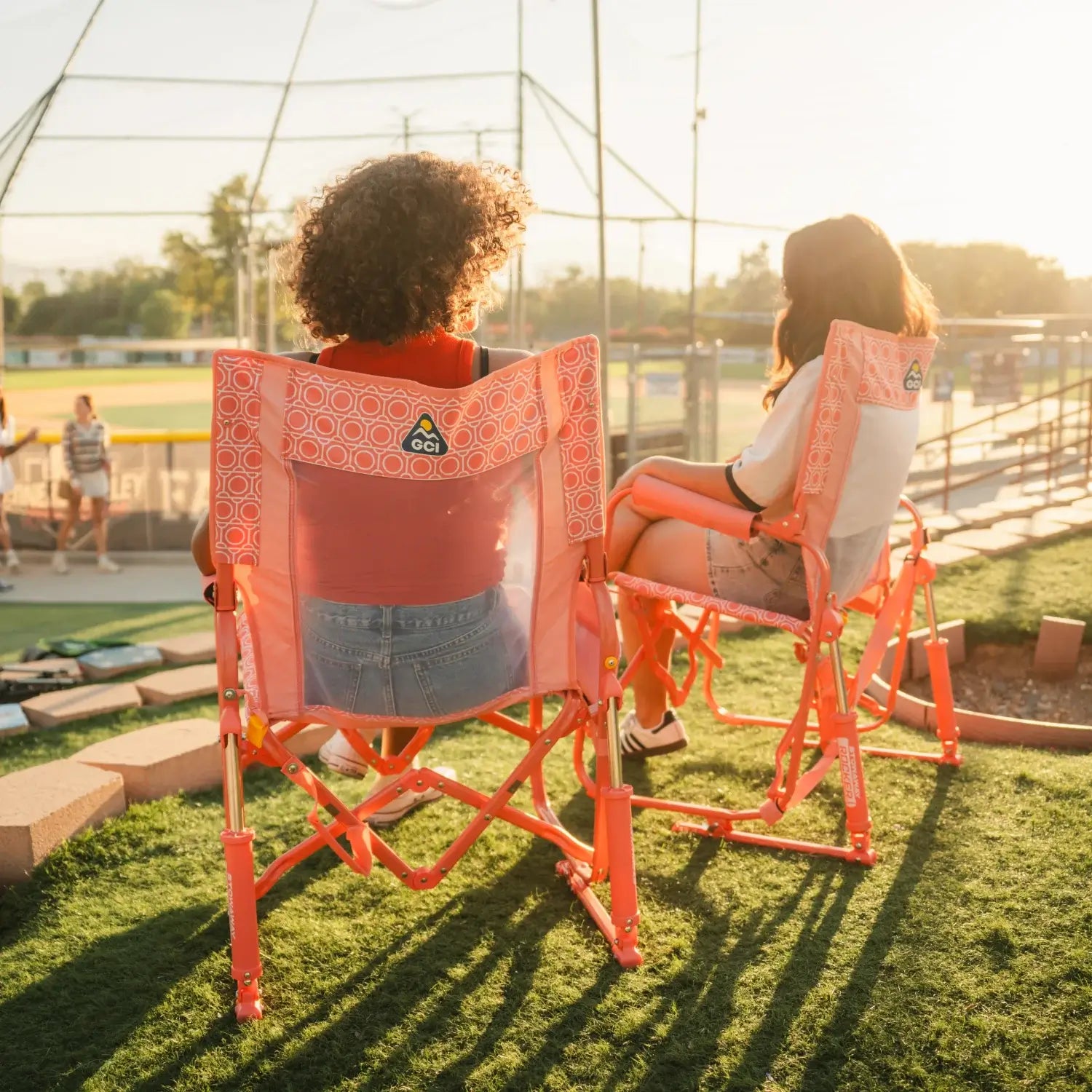 Ultra-Comfortable Stowaway Rocker - Camp Rocker Chair for Fishing & Beach Trips Detail